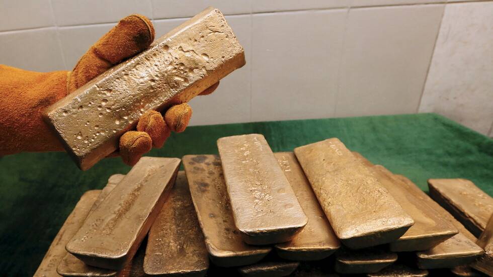 انخفاض أسعار الذهب بعد أخبار عن نجاح لقاح ضد كورونا