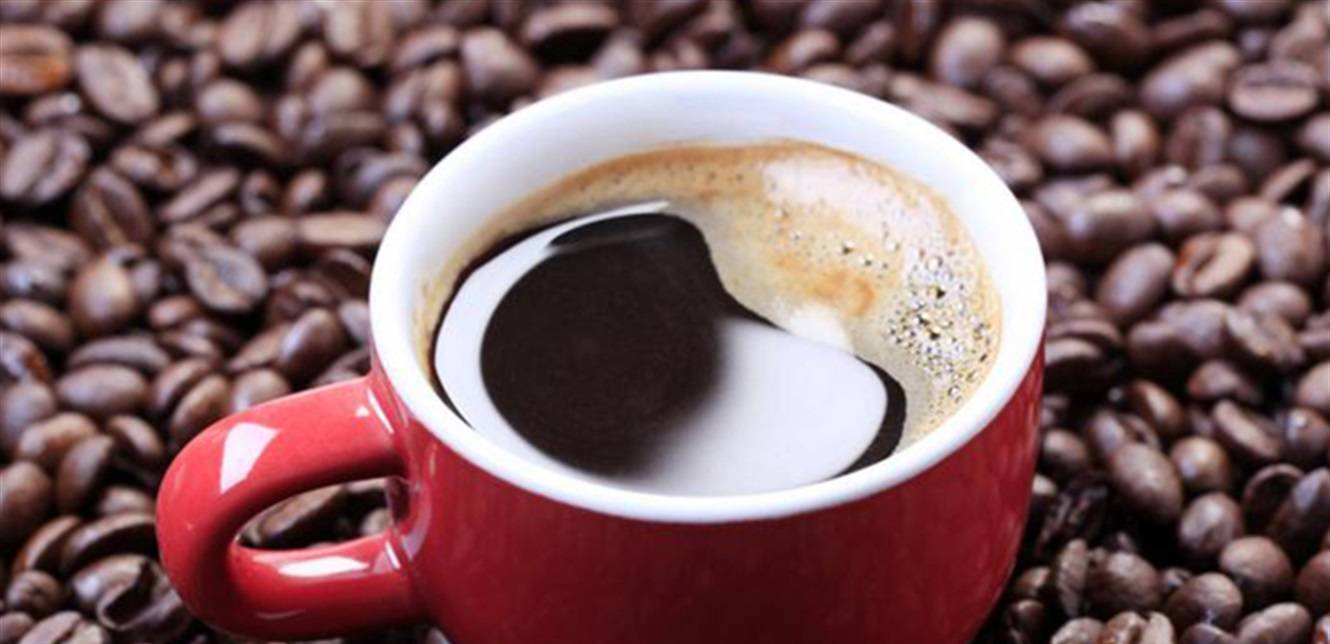 القهوة وتساقط الشعر.. ما العلاقة؟
