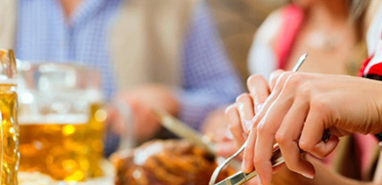 هل يمكن الإصابة بفيروس كورونا عن طريق وجبات المطاعم؟