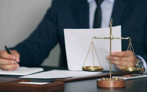 أقفلوا البلد بشكل تام ومن دون اي أستثناءات على الإطلاق