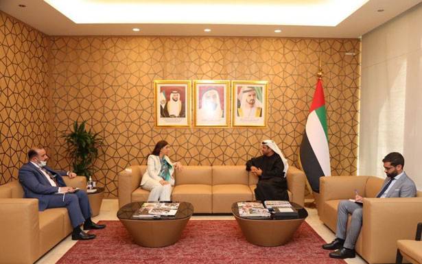 الشامسي بحث مع دشتي ملفات التنمية المستدامة