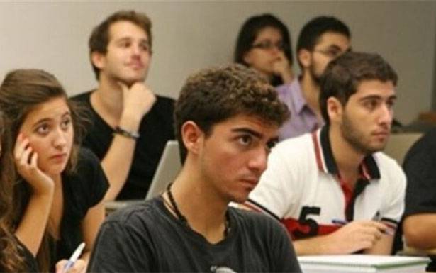 «جمعيّة أولياء الطلاب في الخارج» طالبت وهبه التواصل مع السلطات الأجنبيّة لتقديم التسهيلات