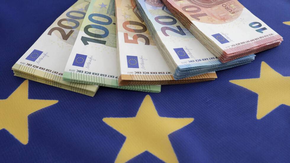 تراجع أسهم أوروبا وسط القلق من تعاف بطيء بسبب الموجة الثانية لجائحة كورونا