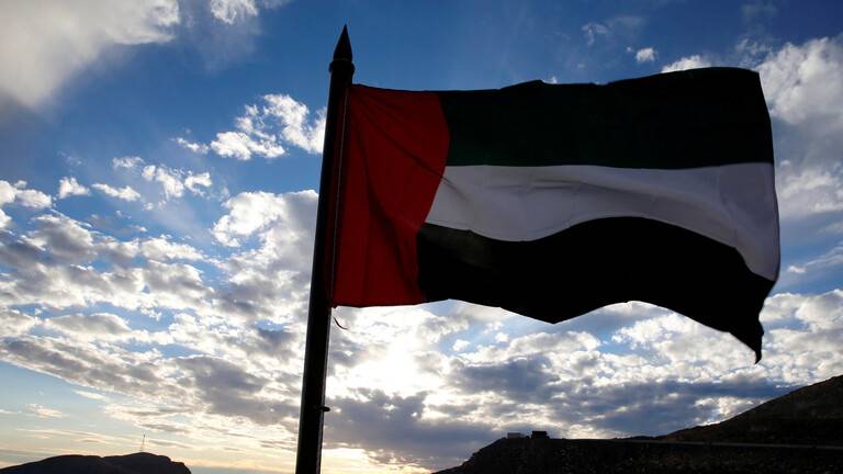 الإمارات تعيد فتح معابرها الحدودية البرية اعتبارا من 16 نوفمبر