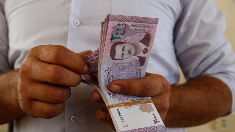 دمشق تقدم تسهيلات للمستثمرين السوريين في مصر لنقل أعمالهم إلى سوريا