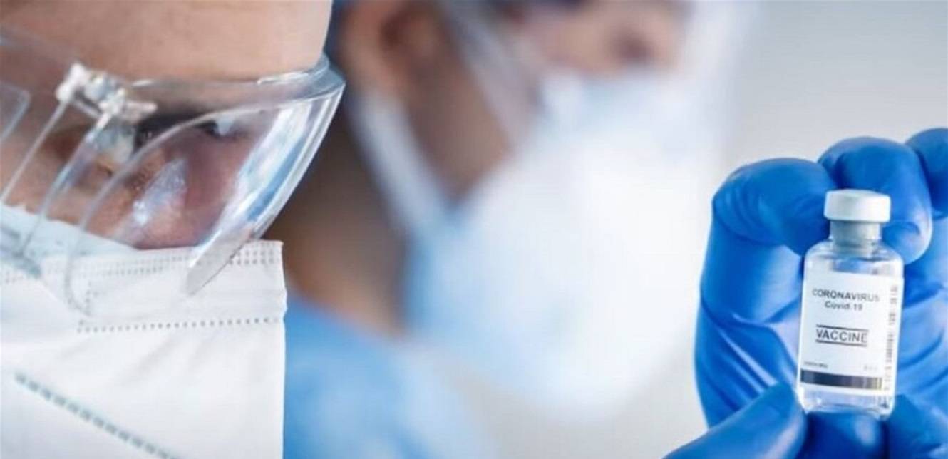 من سينقذ البشرية من كورونا.. اللقاح الأميركي الألماني أم الروسي؟