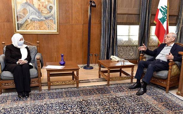 بـري عرض مع بهية الحريري شؤوناً تربويـة