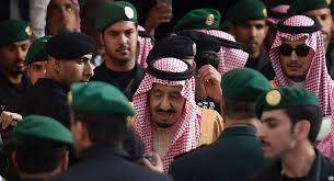 مسؤول إيراني يوجه "انتقادات حادّة" للملك سلمان