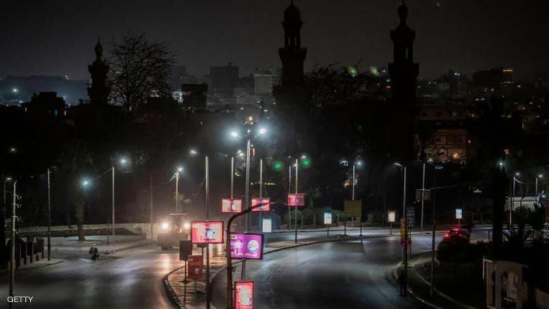"تراجع طفيف" بإصابات كورونا في مصر
