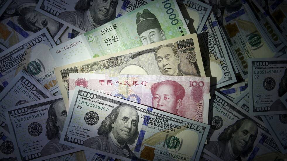 خبير اقتصادي: هذه العملات التي تقي خطر التضخم بدل الدولار