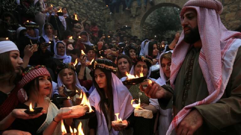 الإيزيديون ينصبون "أباً روحياً" جديداً خلفاً لبابا شيخ