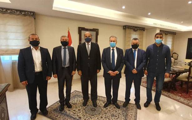 الخطيب بتكليف من باسيل زار السفارة السوريّة مُعزياً