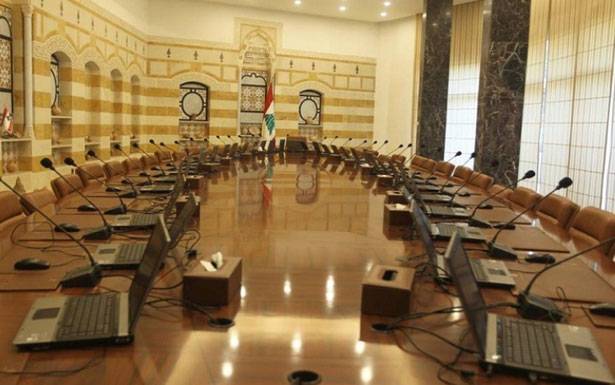 يؤىد اقرار الدولار الطالبي ويقدّم كل الدعم لتطبيقه