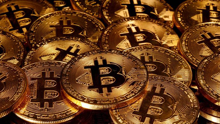 عملة "البيتكوين" تسجل مستويات قياسية جديدة