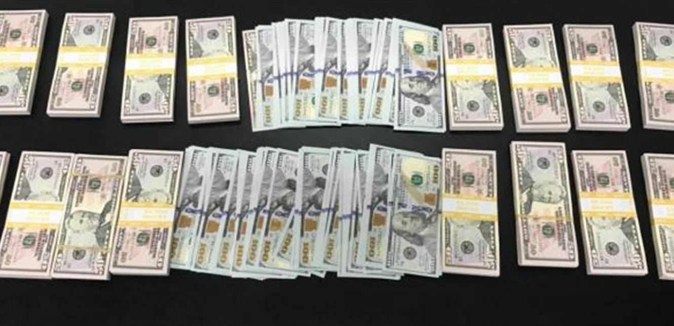 احباط محاولة تهريب 100 ألف دولار مزيف الى تركيا في مطار بيروت.. وتوقبف المهرّب