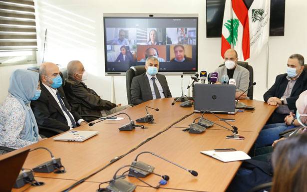 حسن: لا تحسّن ملموسا ً حتى الآن في خفض عدد الإصابات والوفيات .. والإقفال فرصتنا الأخيرة