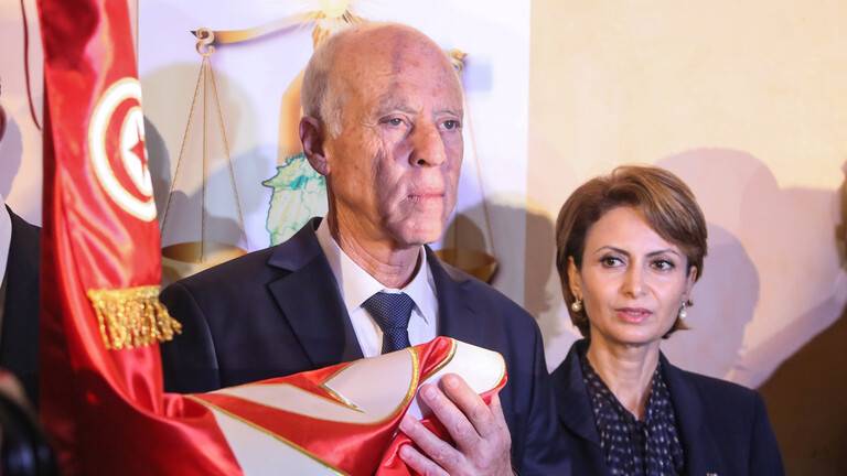 إعادة السيدة الأولى في تونس إلى العمل في محاكم البلاد الكبرى