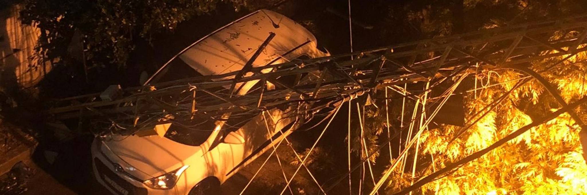 لبنان يغوص في المجهول والمخاوف من زيادة السرقات والفلتان الأمني
التدقيق الجنائي مقابل قانون الانتخابات.. فهل أصبحنا أمام إصطفاف سياسي.. انفجاري؟
المصرف المركزي يدرس طرح تخفيض الاحتياطي الإلزامي للاستمرار في الدعم