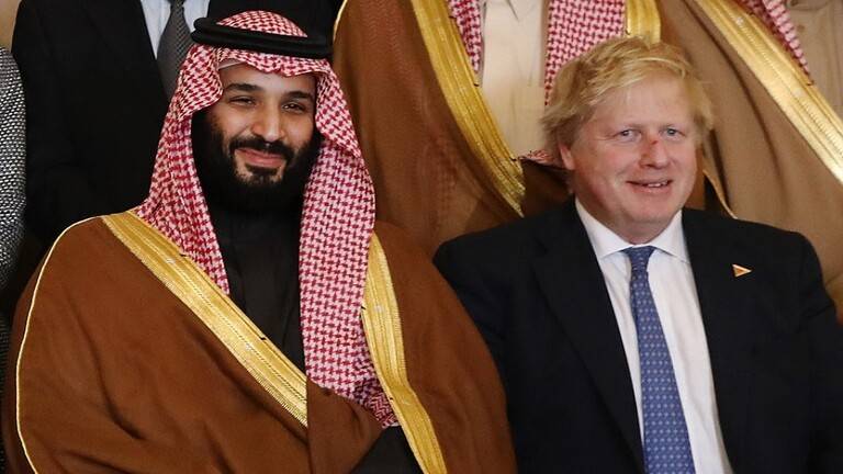 جونسون وبن سلمان يبحثان هاتفيا قضية حقوق المرأة