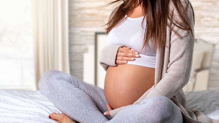 مشكلة تتعلق بالصحة العقلية للأم أثناء الحمل تؤثر على دماغ الطفل