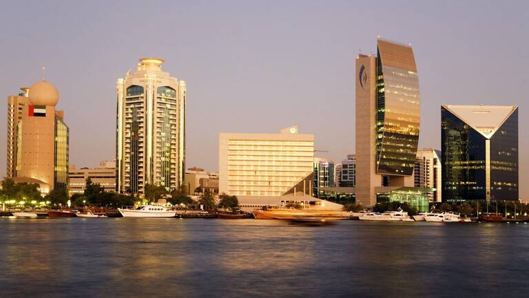 الإمارات.. مؤشرات الأسواق المالية تواصل صعودها