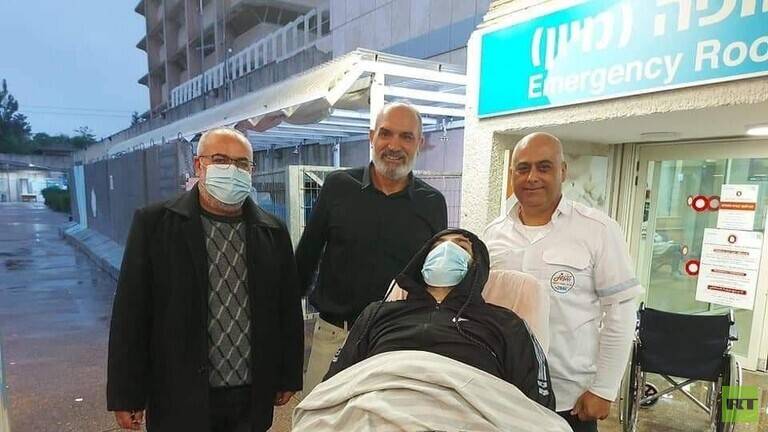 بعد إضراب عن الطعام استمر 103 أيام..  الإفراج عن ماهر الأخرس