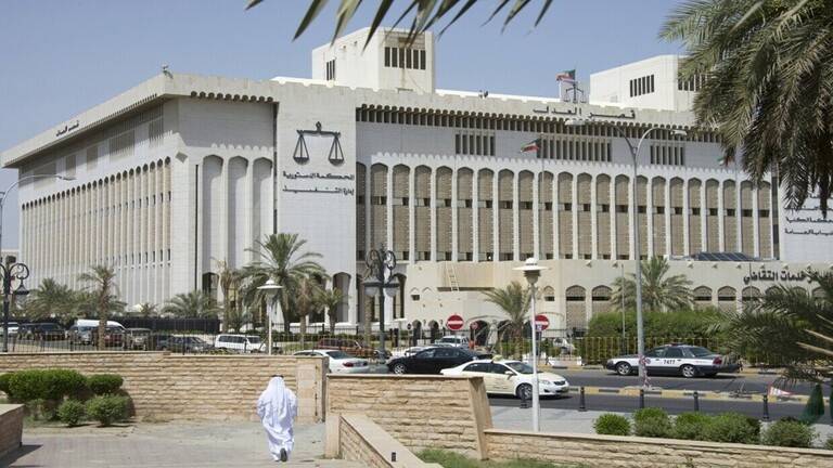 دعوى قضائية جديدة ضد فنان كويتي بتهمة الإساءة للكويتيين