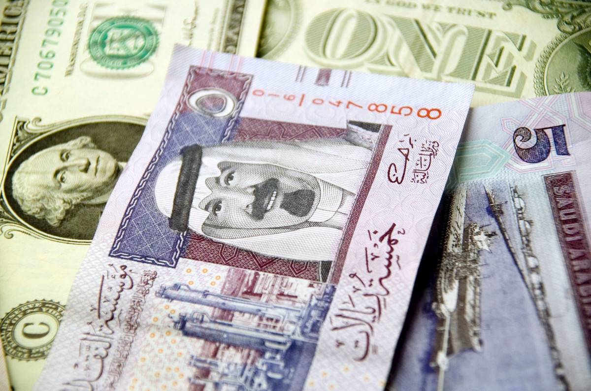 هيئة الرقابة ومكافحة الفساد السعودية تحقق في قضايا بـ 1.2 مليار ريال
القائمة تضم 19 من منسوبي وزارة الدفاع و 18 من رجال الأعمال