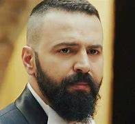 تيم حسن متهم بتقليد بوراك أوزجيفيت لهذا السبب (فيديو)
