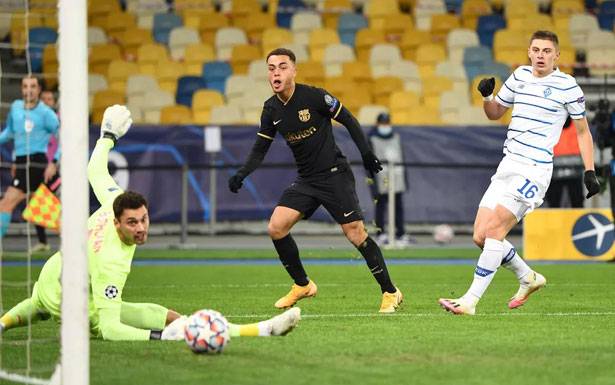 بعد الفوز الكبير على دينامو كييف (4-0) والتأهل الى دور الـ 16