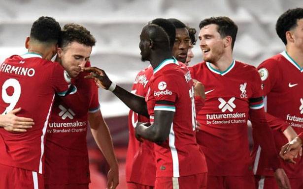 ليفربول يرحب بقرار الحكومة البريطانية بالسماح بعودة الجماهير الى الملاعب