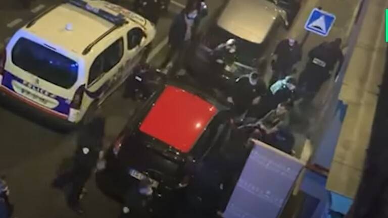 فرنسا.. مثول 4 شرطيين أمام محكمة بتهمة ضربهم منتجا من أصول إفريقية
