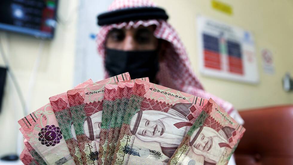 "بلومبرغ": صندوق سعودي يسعى لاقتراض 7 مليارات دولار