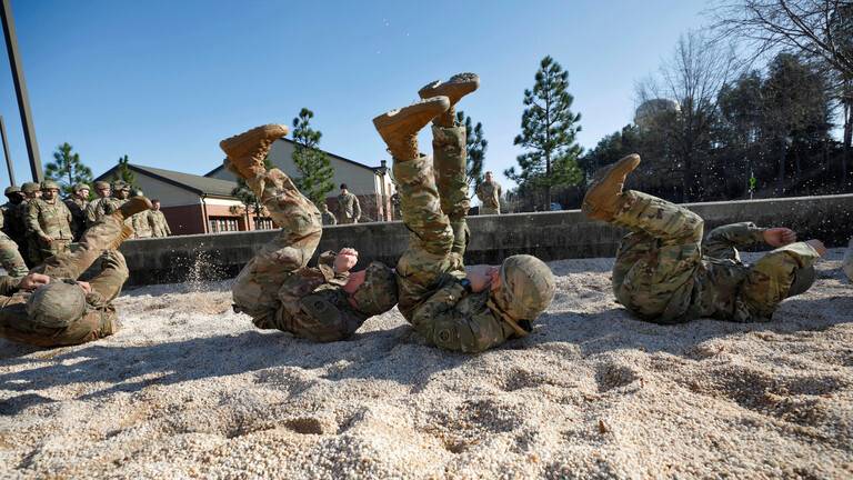 العثور على جثتين في قاعدة عسكرية أميركية بولاية نورث كارولينا