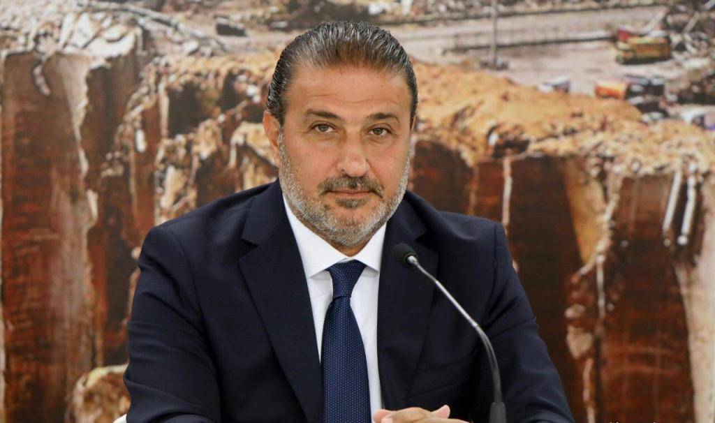 سعد: البلد منهار شو ناطرين؟