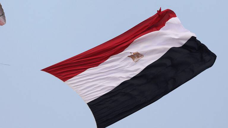 توقيف وزير مصري سابق 15 يوما على ذمة التحقيق