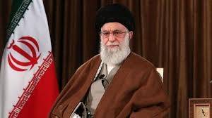 مسؤول مقرّب من خامنئي ينفي تدهور حالته الصحية