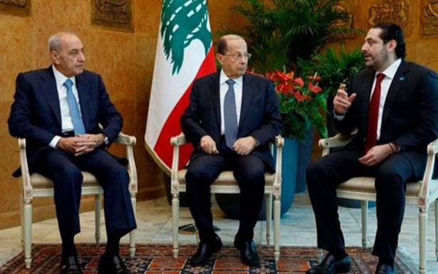 ماكــــرون «يُــعـيّــد» في لـــبــنــان .. وزيـــارتــــه تحــــــرّك «الــــبـــرودة الحكـومــيــة»