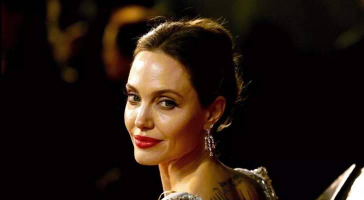 المحكمة تصدر حكمها على شبيهة أنجلينا جولي الإيرانية