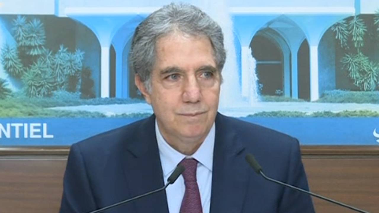 وزني أعطى توجيهاته بدفع مستحقات وزارة الدفاع للمستشفيات الخاصة