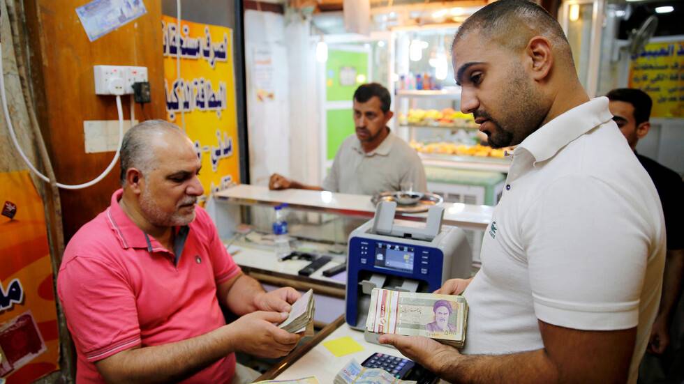الدولار يرتفع أمام الدينار العراقي وتوقعات بارتفاع أكبر