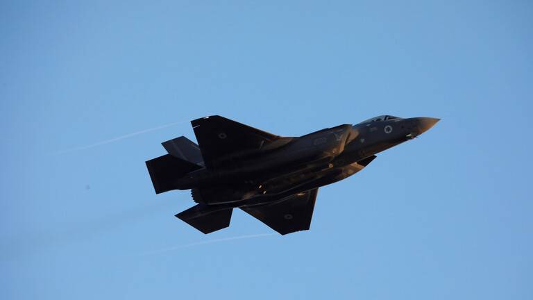 الإمارات تعلّق على فشل مشروعين لوقف بيع مقاتلات F-35