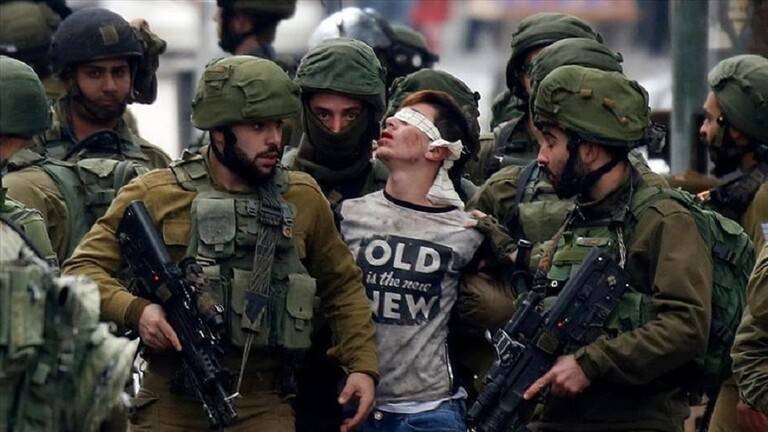 مراهق فلسطيني يروي معاناته مع "القمع الإسرائيلي"