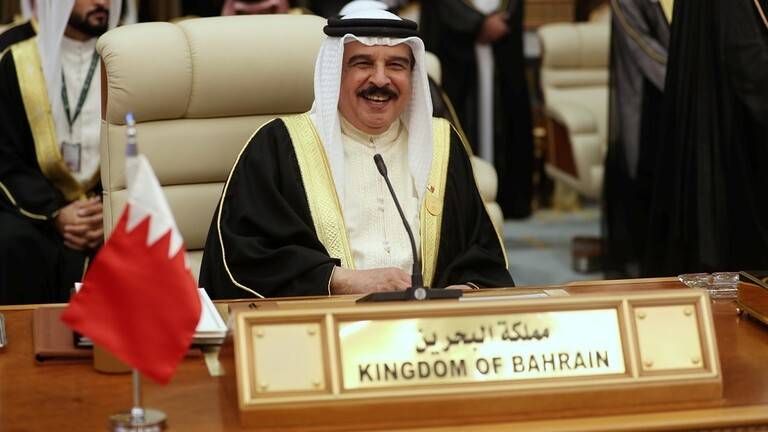 ملك البحرين يشيد بقرار المغرب إقامة علاقات دبلوماسية مع إسرائيل