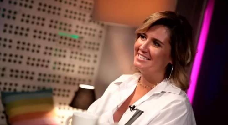 هنا شيحة تتعرض للعنف الجسدي