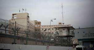 جامعة الدول العربية توجّه دعوة بشأن الأسرى الفلسطينيين
