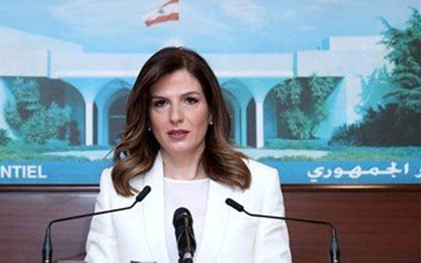 تعميم لوزيرة العمل يتعلق بإجراء الـ «PCR» للموظفين في أماكن العمل مرة كلّ شهر