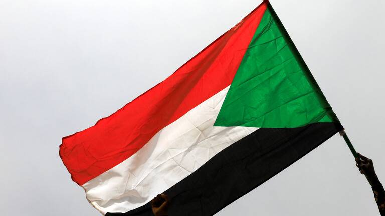 الجيش السوداني يعلّق على رفع واشنطن اسم بلاده من قائمة الدول الراعية للإرهاب