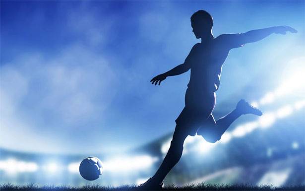 هــل يـمتد شبـح التعثر الاقتصادي لــكـرة الــقدم الــى 2021؟