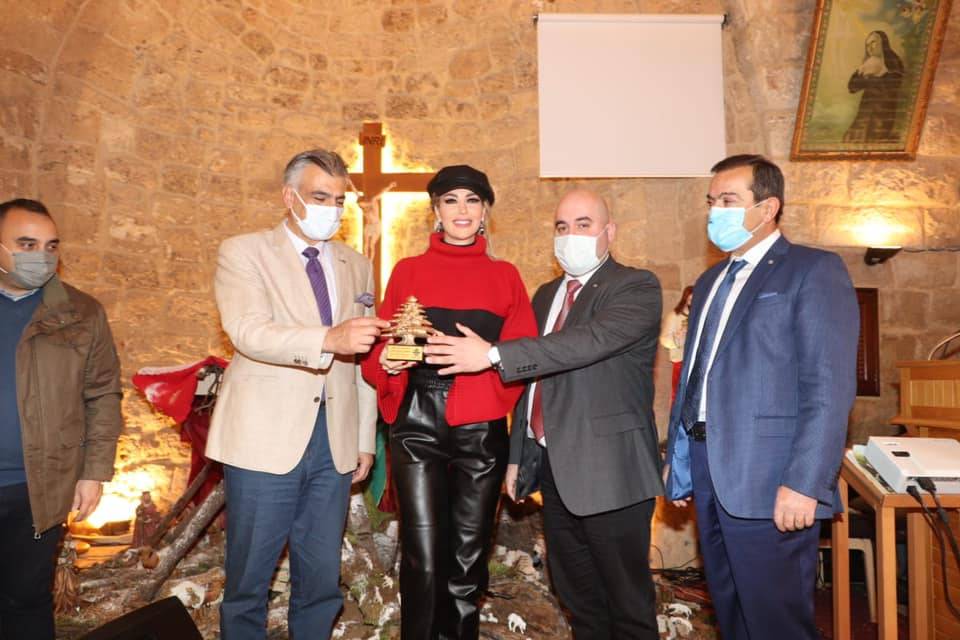 ريسيتال ميلادي رائع لقسم المجدل الكتائبي
سليم الصايغ: لو أراد السيد يسوع المسيح أن يولد من جديد لكانت مغارته هي لبنان
ايلي عساكر: المجدل اليوم هي عاصمة المحبة والفرح والمبادئ والقيم